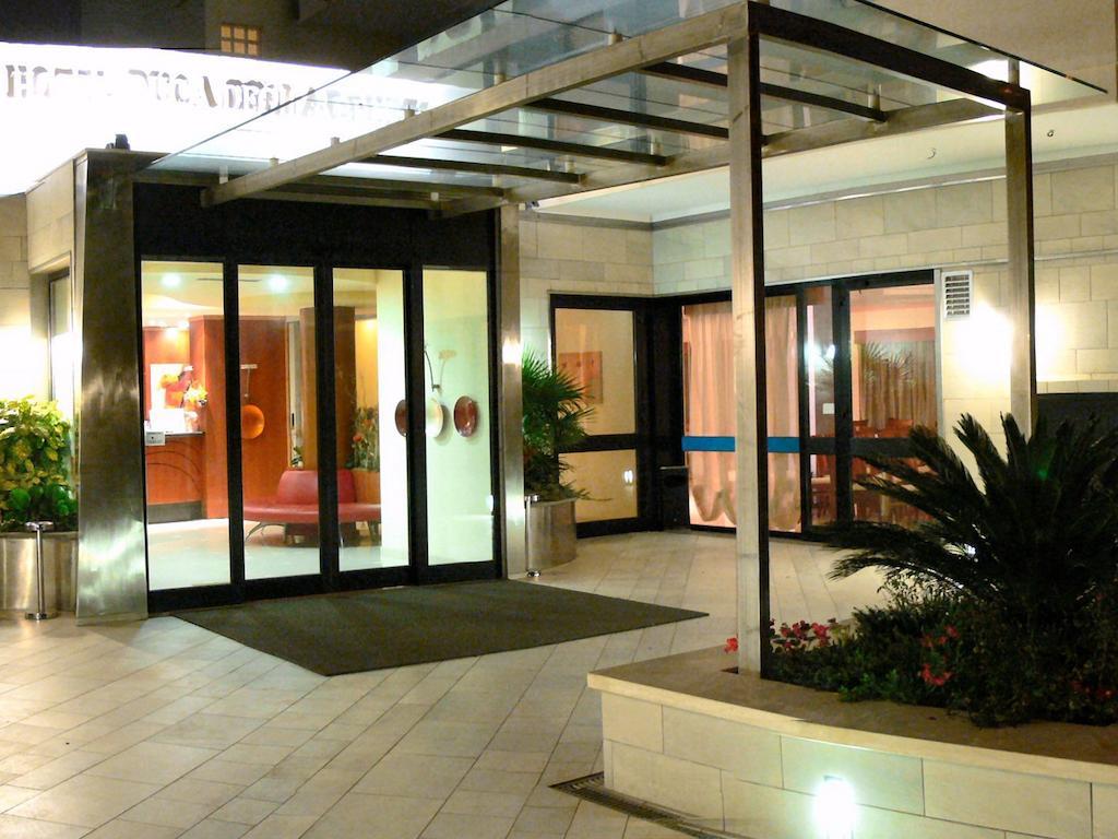Hotel Duca Degli Abruzzi Montesilvano Marina Екстериор снимка